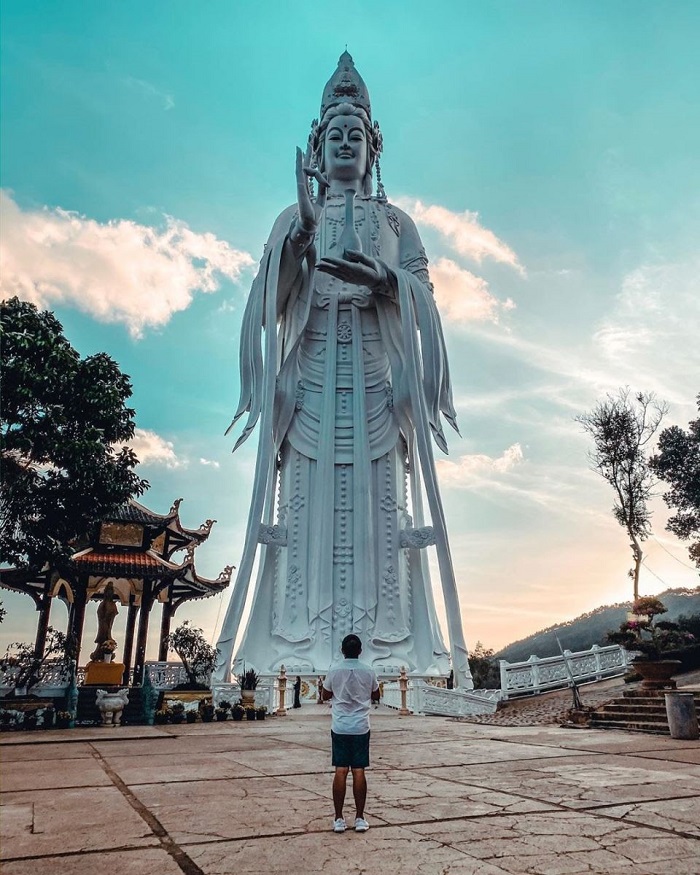 Chùa Linh Ẩn nơi có tượng Quan Âm lớn nhất Lâm Đồng 